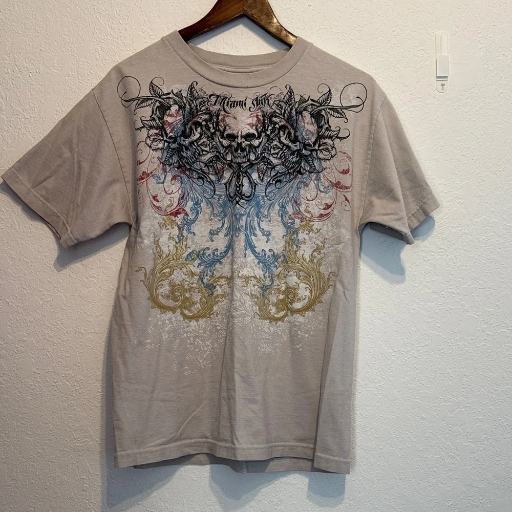 Miami Ink Beige Skull Graphic Tee Colorful Tattoo Art Design Estimated Size M